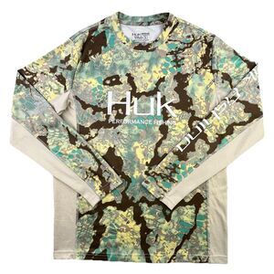 HUK Performance Fishing Shirt Adult Size S Camo Long Sleeve Lightweight  Stretch